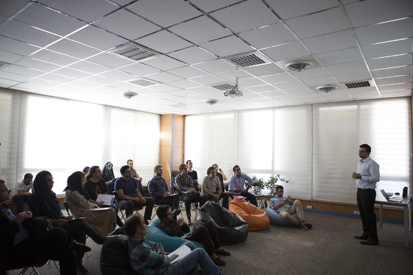 برگزاری کنفرانس خبری آواتک