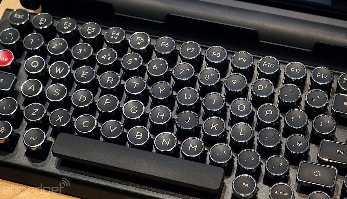 کیبورد Qwerkywriter طرح قدیمی iPad 3