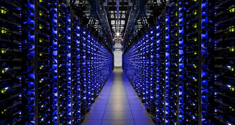 در پشت صحنه فیسبوک چه میگذرد؟