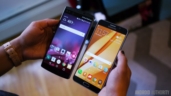 تفاوت نمایشگرهای AMOLED و LCD