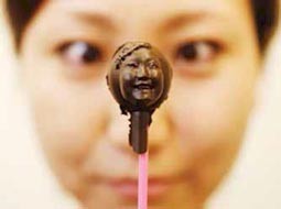 شکلاتی با چهره خودتان 