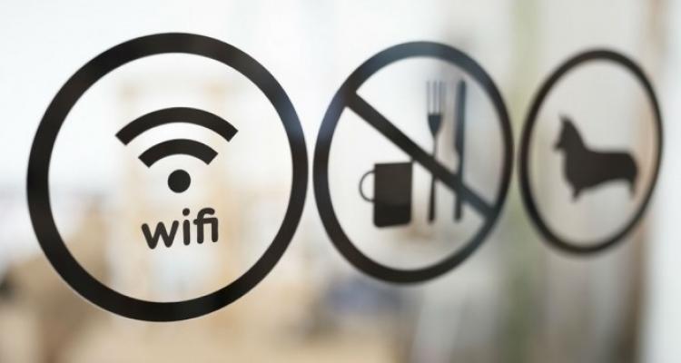 به مشتریانتان WiFi بدهید