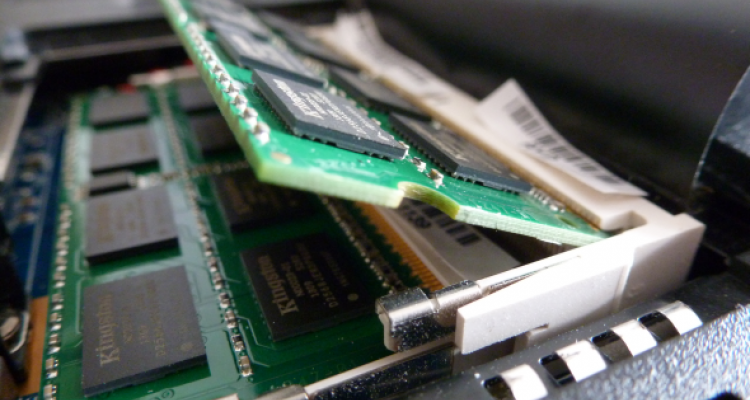 کاهش قیمت رم و پردازنده در بازار ایران