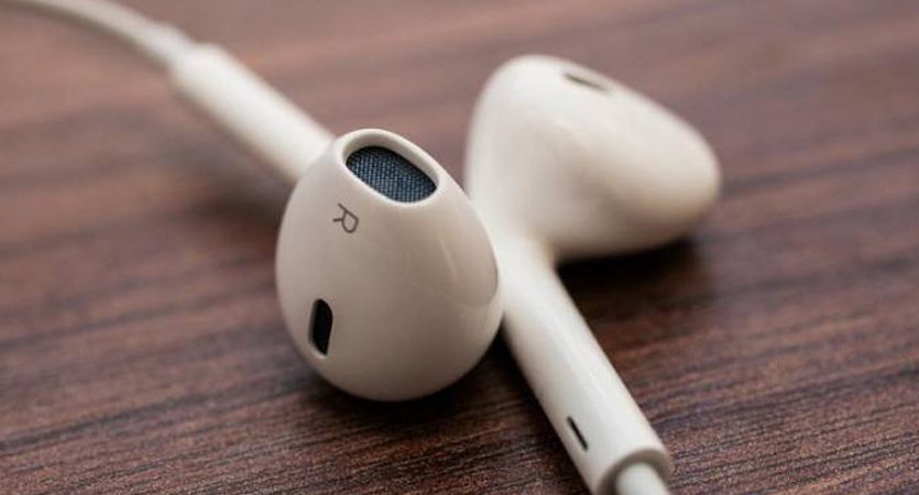 ایرپاد اپل با پورت لایتینگ