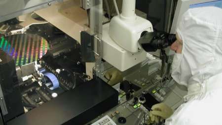 اینتل و تراشه هایی با طراحی ARM