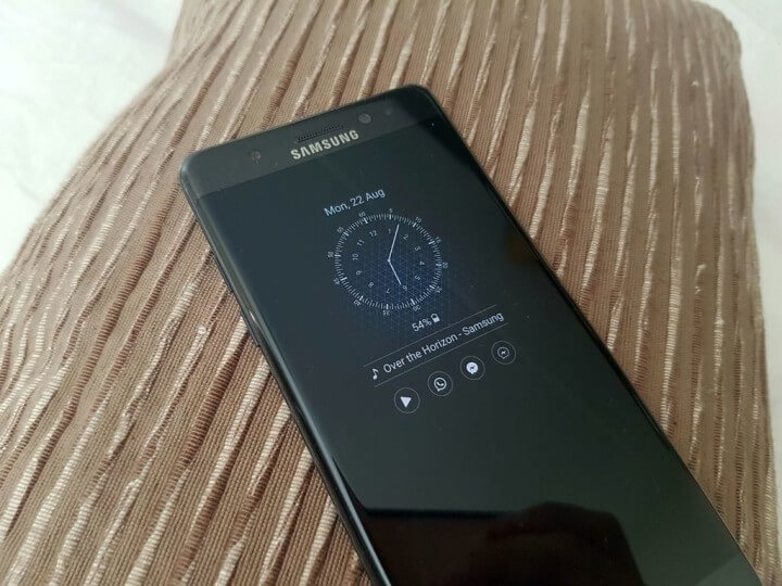 صفحه Always ON در گلکسی 72