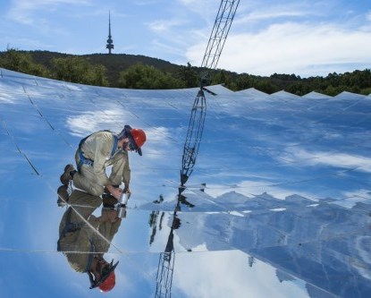 بشقاب تبدیل کننده نور خورشید به بخار