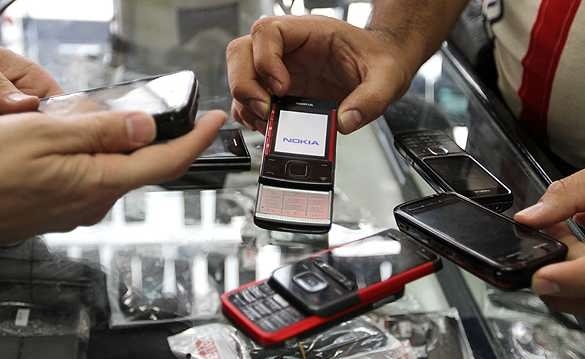 مبارزه با عرضه گوشی قاچاق از اول مهر