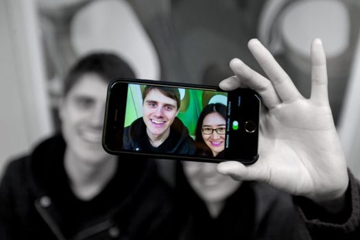 برنامه ای برای افراد کور رنگ