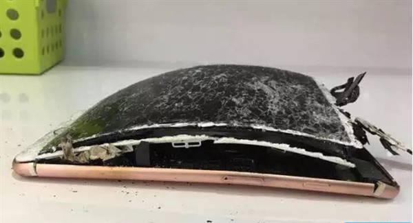 آیفون 7 پلاس بعد از افتادن منفجر شد2
