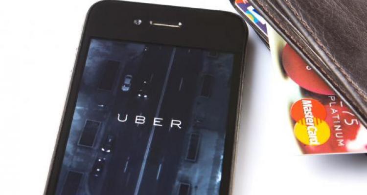 الزام اوبر به اضافه کردن امکان پرداخت انعام